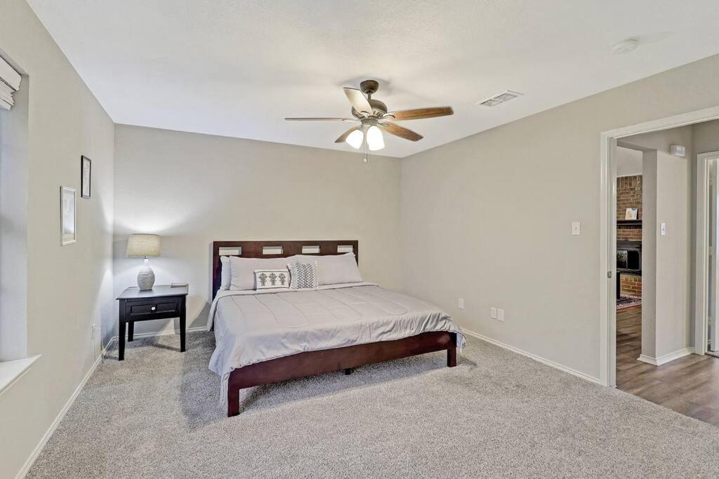 Cozy House Saginaw Tx 3Br 2Ba Sleeps 10 Just 12 Minutes Downtown Fort Worth 外观 照片